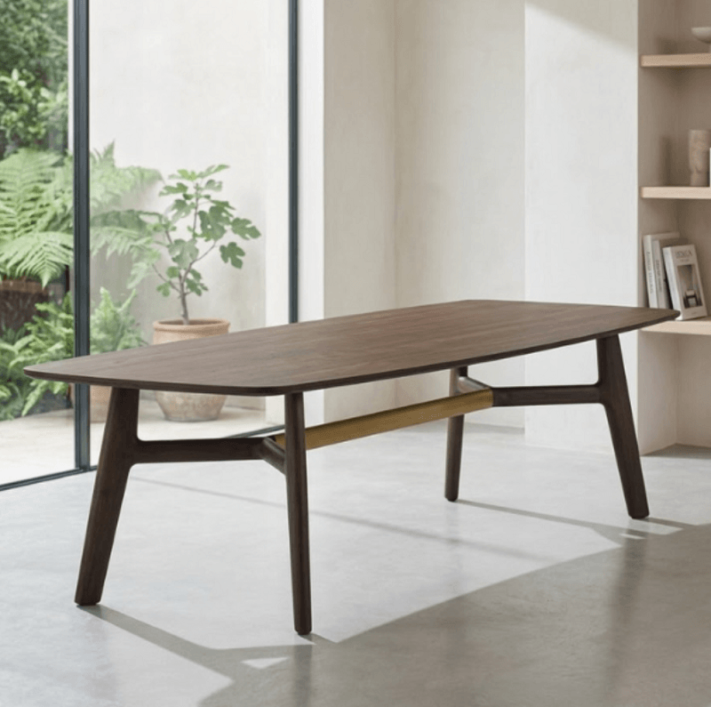 Bàn Ăn Dime Curve Table